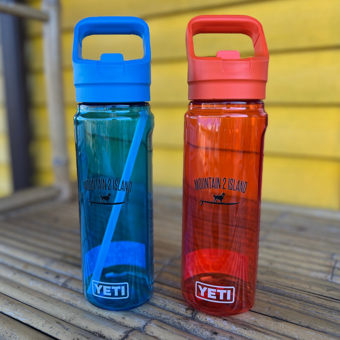 Mountain 2 Island 25oz Yeti Water Bottle