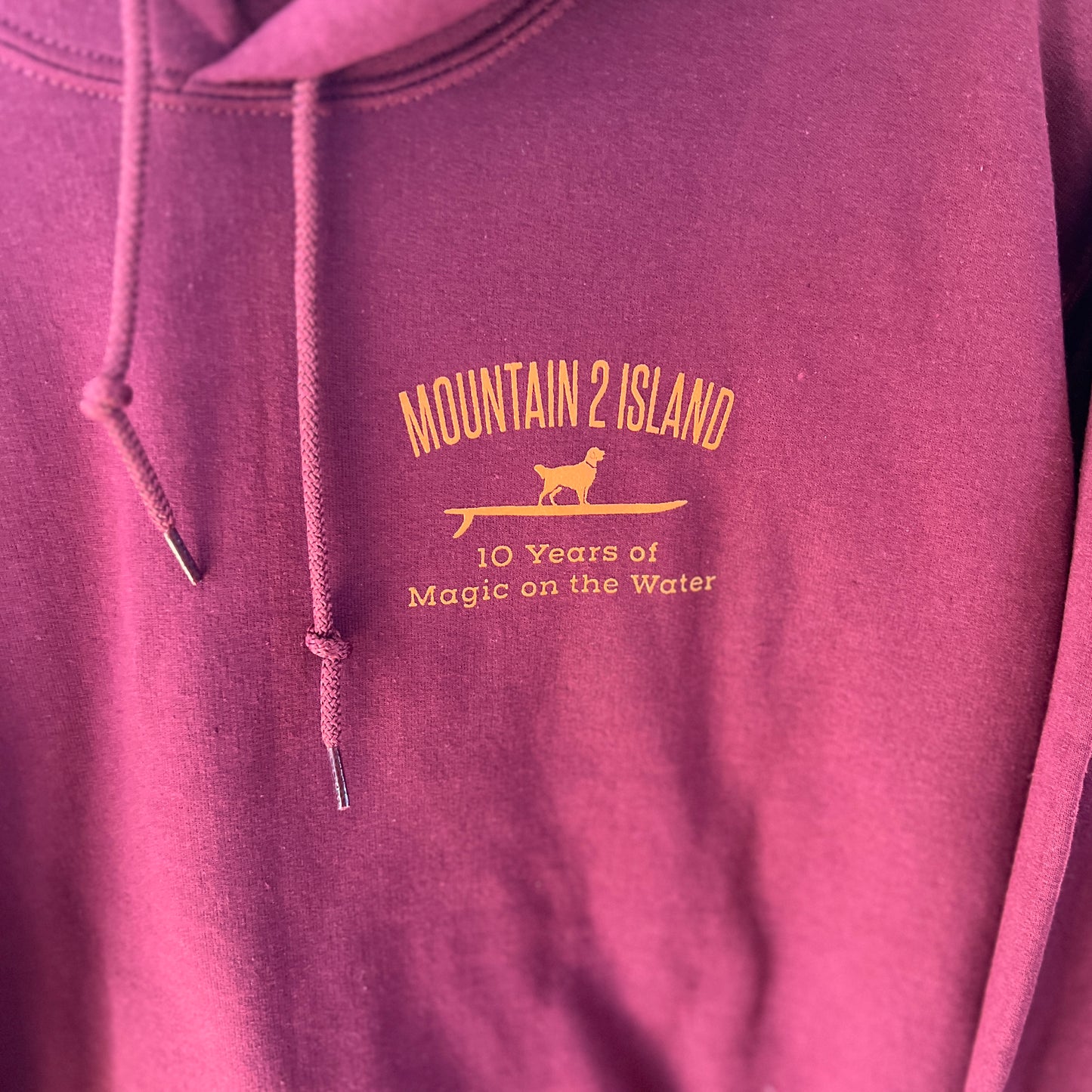 Mountain 2 Island Hoodie Maroon